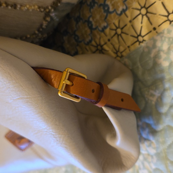 Dooney & Bourke Florentine Leather Twist Sac Shoulder Bag - Picture 4 of 6